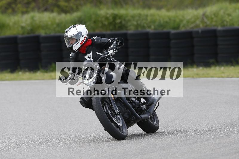 Archiv-2025/09 22.04.2025 Cornu Master School ADR/gruen-vert/18